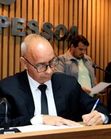 Vereador Divino dos Reis – Gringa realiza série de visitas a órgãos públicos e obras em andamento  