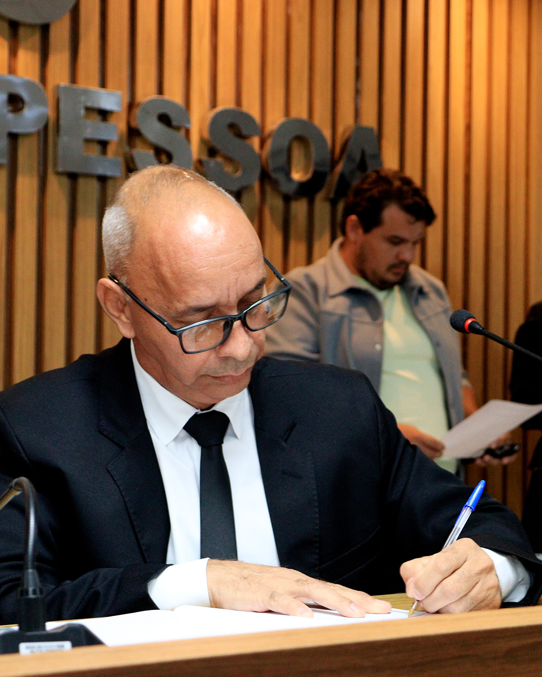 Vereador Divino dos Reis – Gringa realiza série de visitas a órgãos públicos e obras em andamento  